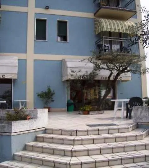 Hotel Du Lac location
