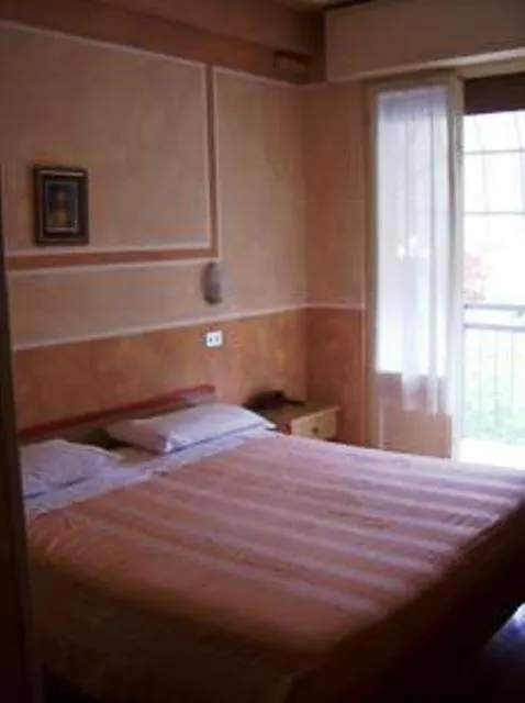 **  Hotel Du Lac Moniga del Garda Italy