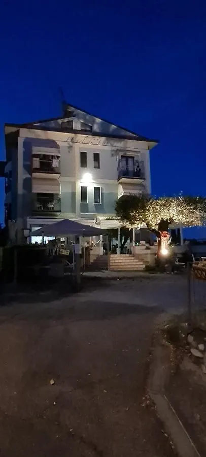 Hotel Du Lac Moniga del Garda 2*,  Italie